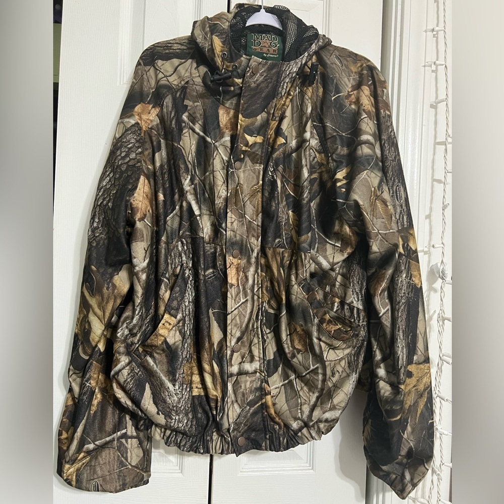 Mad Dog Gear by Stearns Camo Hunting Jacket XL Waterproof Breathable Realtree